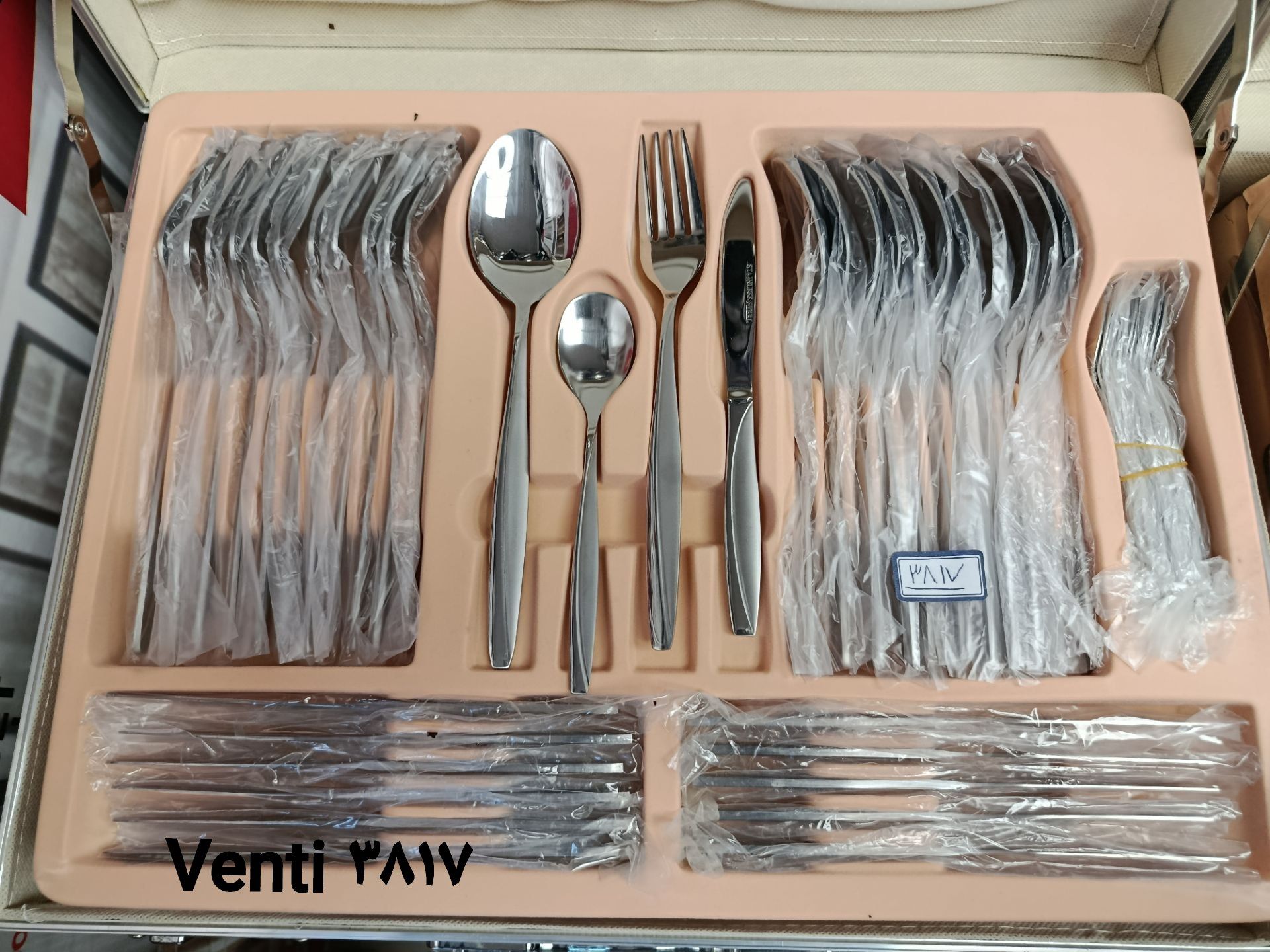 سرویس قاشق و چنگال ونتی چمدانی 30 نفره 142 پارچه استیل 18/10 نگیر کد 3817